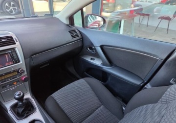 Toyota Avensis III Wagon 1.6 Valvematic 132KM 2011 Toyota Avensis 1.6Benz 6B 132KM Kamera Navi Temp.ALUZima Serwis Faktura Gw, zdjęcie 19