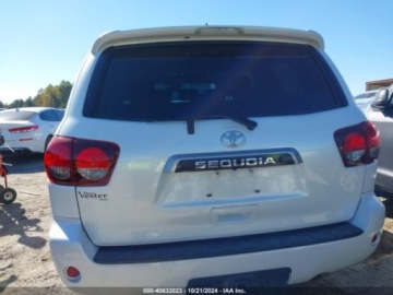 Toyota Sequoia II 2022 Toyota Sequoia sr5, 2022r., 5.7L 5.7 Benzyna 381KM, zdjęcie 7