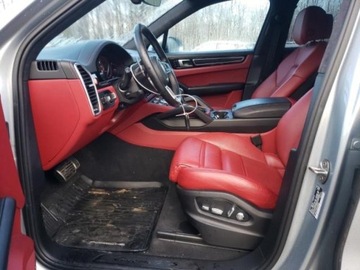 Porsche Cayenne III 2021 Porsche Cayenne 2021r, GTS, 4.0L, 4x4, zdjęcie 6