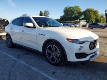 Maserati Levante 2017 Maserati Levante 2017 3.0 Benzyna 345KM, zdjęcie 4