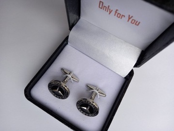 Exciting spinki do mankietów koszuli Mercedes Benz