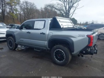 Toyota Tacoma II 2024 Toyota Tacoma Hybrid Trd Off Road 2024 2.4 Hybryda 278KM, zdjęcie 2