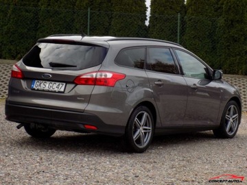 Ford Focus III Kombi 1.0 EcoBoost 125KM 2012 Ford Focus 125KM Navi Parkdistance Convers MY13 Benzyna 125KM, zdjęcie 13