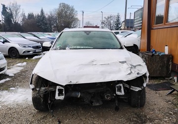 Audi A4 B8 Avant Facelifting 2.0 TDI 177KM 2014 Audi A4 Avant 112014r, 2.0TDI. AUTOMAT. Uszkodzony przod. 2.0 Diesel, zdjęcie 15