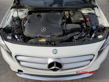 Mercedes GLA I 2015 Mercedes-Benz GLA 2015 r., 2,0L GLA 250 2.0 Benzyna 208KM, zdjęcie 11
