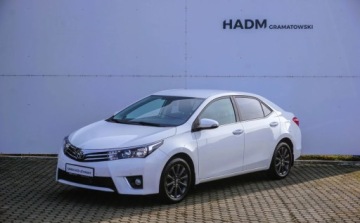 Toyota Corolla XI Sedan 1.6 Valvematic 132KM 2016 Toyota Corolla Toyota Corolla 1.6 132km 1.6 Benzyna 132KM, zdjęcie 4