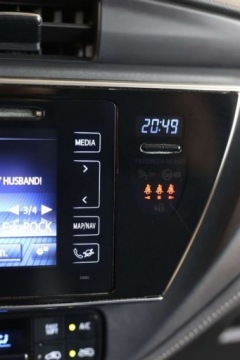 Toyota Auris II Hatchback 5d Facelifting 1.6 Valvematic 132KM 2017 Toyota Auris 1.6 Premium LPG 1.6 Benzyna 132KM, zdjęcie 29