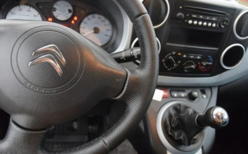 Citroen Berlingo II Van Long Facelifting 1.6 HDi 92KM 2013 Citroen Berlingo 1.6 HDI Klima Oryginal Lakier Hak 2 KPL Kol Sprowadzony, zdjęcie 30