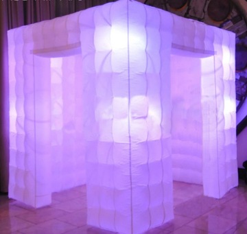 KABINA LED - 2,4x2,4 m - DMUCHANA