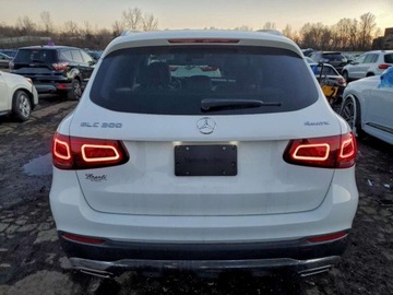 Mercedes GLC C253 2021 Mercedes-Benz GLC 300 4Matic 2021 2.0 Benzyna 255KM, zdjęcie 2