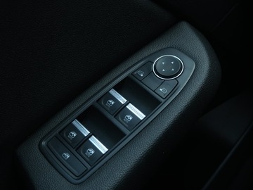 Renault Clio V Hatchback 5d 1.0 TCe 100KM 2020 Renault Clio 1.0 TCe, Salon Polska, 1. Właściciel, zdjęcie 15