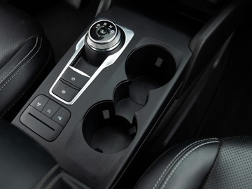 Ford Escape III 2022 Ford escpe (kuga) 4x4 AWD 2.0 bezyna, zdjęcie 18