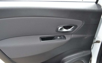 Renault Scenic III XMOD Energy TCe 115KM 2013 Renault Scenic Renault Scenic Energy TCe 115 SampS Xmod Bose Edition 1.2, zdjęcie 25