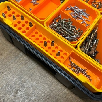 ОРГАНАЙЗЕР ДЛЯ DEWALT TSTAK BOX DWST82968-1 ВСТАВКА БОКОВОГО СОРТИРОВЧИКА