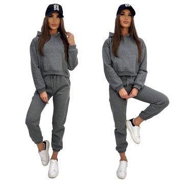 C69 r. M MODNY DAMSKI KOMPLET DRESOWY
