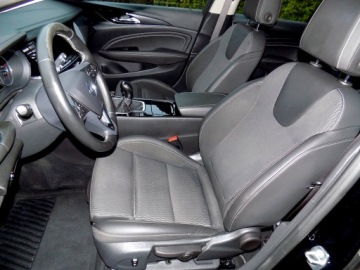 Opel Insignia I Sports Tourer Facelifting 2.0 CDTI Ecotec 170KM 2017 OPEL INSIGNIA B 2,0 CDTi 170 KM LUX LED IDEALNA, zdjęcie 12