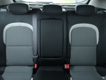 Kia Ceed II Hatchback 5d Facelifting 1.6 GDI 135KM 2017 Kia Ceed 1.6 GDI, Salon Polska, Serwis ASO, Navi, zdjęcie 9