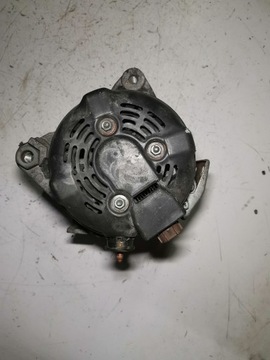 63TYS NAJETÉ KM ALTERNÁTOR TOYOTA RAV4 RAV-4 2.0B 2.0 27060-28330 104210-4760