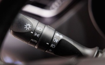 Toyota C-HR I Crossover 1.8 Hybrid 122KM 2019 Toyota C-HR 1.8 Hybrid Selection 1.8 Hybryda 122KM, zdjęcie 28