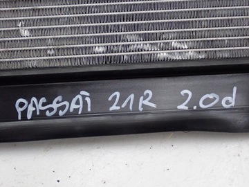 CHLADIČ VODY ORIGINÁLNÍ EVROPA 5Q0121251GD VW PASSAT B8 2.0D 21R