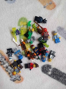 Кирпичики Лего, оригинальная смесь 1кг с фигуркой