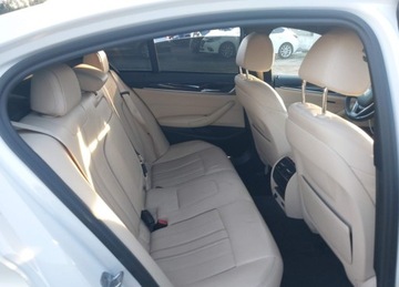 BMW Seria 5 G30-G31 2020 BMW Seria 5 BMW 530E IPERFORMANCE 2.0 Hybryda 187KM, zdjęcie 9