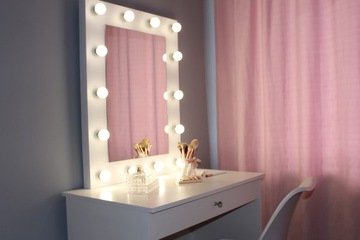 СВЕТОДИОДНОЕ ЗЕРКАЛО ДЛЯ ДЕРЕВЯННОЙ С ГОЛЛИВУДСКИМИ ЛАМПОЧКАМИ