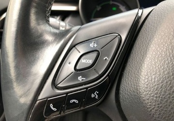 Toyota C-HR I Crossover 1.8 Hybrid 122KM 2018 Toyota C-HR CHR 1.8 Hybrid Prestige Kamera cofania Toyota Mikolajczak, zdjęcie 22