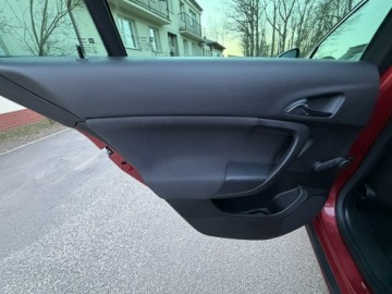 Opel Insignia I Sports Tourer 2.0 CDTI ECOTEC 160KM 2009 Opel Insignia Cosmo Sport Tour 2.0 CDTI 160KM Navi, zdjęcie 20