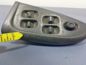 CHRYSLER 300M PANEL PŘEPÍNAČ SKEL LEVÝ PŘEDNÍ 04760191AB