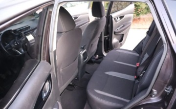 Nissan Qashqai II Crossover Facelifting 1.2 DiG-T 115KM 2018 Nissan Qashqai Tempomat, NAVI, K. Cofania, Multifunkcja, El. Szyby, Alu, Z, zdjęcie 6