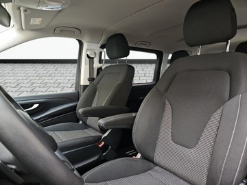 Mercedes Klasa V W447 Długi Facelifting 2.0 220d 163KM 2021 Mercedes-Benz V 220 d 9G-Tronic/163KM, zdjęcie 14