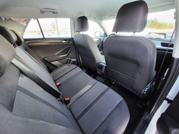 Volkswagen T-Roc I SUV Facelifting 1.0 TSI 110KM 2023 Volkswagen T-Roc 1.0 TSI 202 Benzyna 110KM, zdjęcie 12