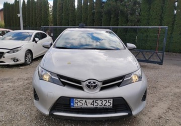Toyota Auris II Hatchback 5d Dual VVT-i 100 99KM 2014 Toyota Auris 2014r, 1.3 Benzyna. Uszkodzony prawy tyl. Jezdzi. 1.3 99KM, zdjęcie 18