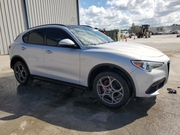 Alfa Romeo Stelvio 2023 Alfa Romeo Stelvio Sprint, 2023r., 2.0L 2.0 Benzyna 280KM, zdjęcie 1