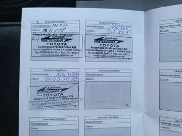 Toyota Yaris III Hatchback 5d Facelifting Hybrid 100KM 2016 Toyota Yaris 1.5 Hybrid 100% Org Przebieg 132 Tyś, zdjęcie 33