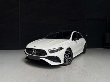 Mercedes Klasa A W177/V177 Hatchback Facelifting 2.0 200d 150KM 2025 MERCEDES-BENZ A Klasa 200 d AMG Line 2.0 (150KM) 2025, zdjęcie 1
