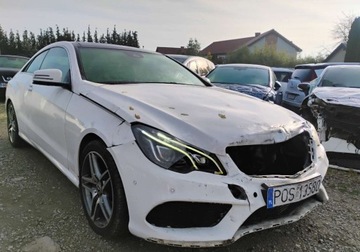 Mercedes Klasa E W212 Coupe Facelifting 250 211KM 2015 Mercedes-Benz Klasa E 2015r, 2.0 Benzyna. Automat. SALON POLSKA. Uszkodzon