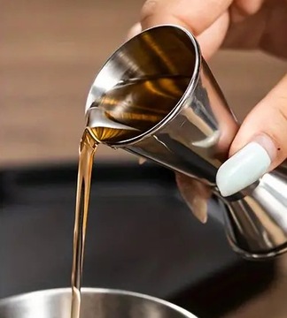 Zestaw barmański do koktajli SHAKER 750ml w tubie, 8 elem. stal nierdzewna