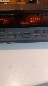 Плеер Tascam CD 450.