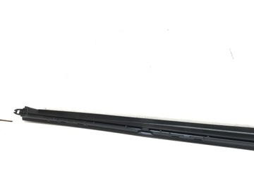 НАКЛАДКА ПЕРЕДНЕГО ОКНА ЛЕВАЯ MERCEDES V295 EQS A2956900000