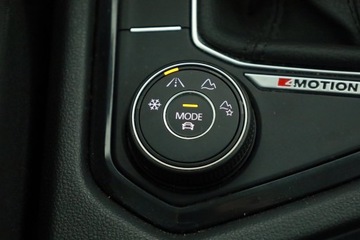 Volkswagen Tiguan II SUV Facelifting 2.0 TSI 190KM 2022 VW Tiguan 2.0 TSI, Salon Polska, 4X4, DSG, Klima, zdjęcie 17