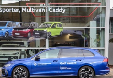 Volkswagen Golf VIII 2025 Volkswagen Golf Climatronic, LED Plus, pakiet zimowy, dostepny od reki, zdjęcie 1