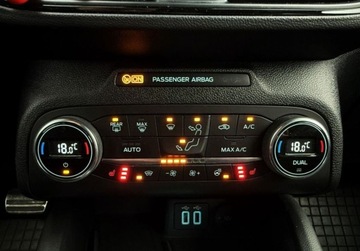 Ford Focus IV Hatchback 1.5 EcoBoost 150KM 2021 Ford Focus 1.5 EcoBoost 150KM AT ST-Line Salon PL ASO Pierwszy wlasciciel, zdjęcie 25