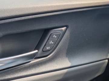 Toyota Prius V (XW60) 2.0  Hybrid Dynamic Force Plug-in 223KM 2026 Od ręki - Executive 2.0 Plug-in Hybrid 223KM | Podgrzewane fotele!, zdjęcie 6