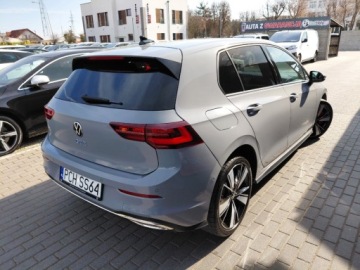 Volkswagen Golf VIII 2022 Volkswagen Golf Plug IN Full LED Navi Kamera Sensor Elektryka PDC Alu 1.4, zdjęcie 6