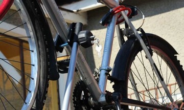 4xAMOS ALU БАГАЖНИК ДЛЯ ВЕЛОСИПЕДОВ НА КРЫШЕ