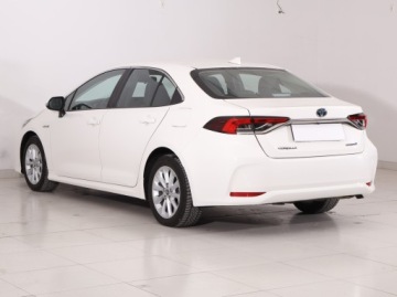 Toyota Corolla XII Sedan 1.8 Hybrid 122KM 2021 Toyota Corolla 1.8 Hybrid, Salon Polska, zdjęcie 3