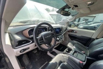 Chrysler Pacifica II 2017 Chrysler Pacifica 2017 Chrysler Pacifica - W POLSCE, po oplatach i akcyzie, zdjęcie 8