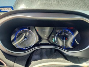 Chrysler Pacifica II 2019 Chrysler Pacifica Touring Plus 2019 3.6 Benzyna 287KM, zdjęcie 9